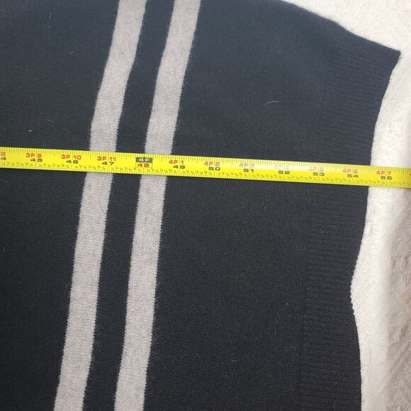 C by Bloomingdale's women's 100% cashmere black/white cape sweater size L/XL - Picture 6 of 10